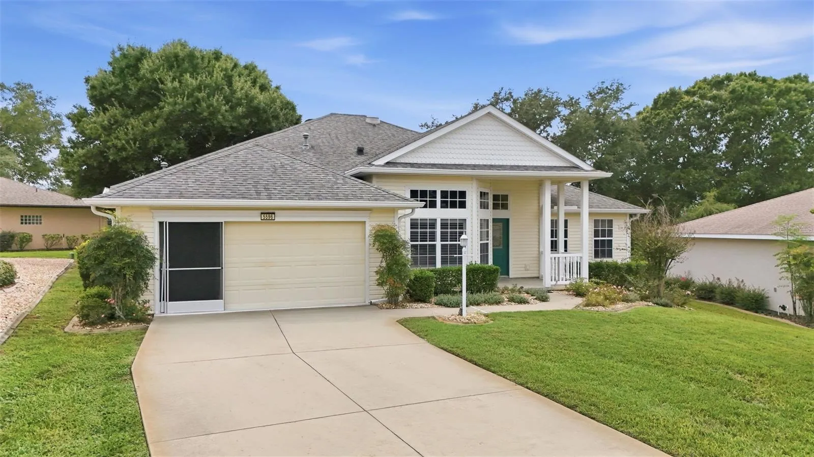 Two car Garage and plenty of Driveway space!