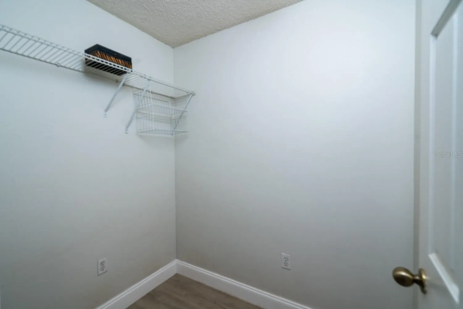 Extra Bonus Room