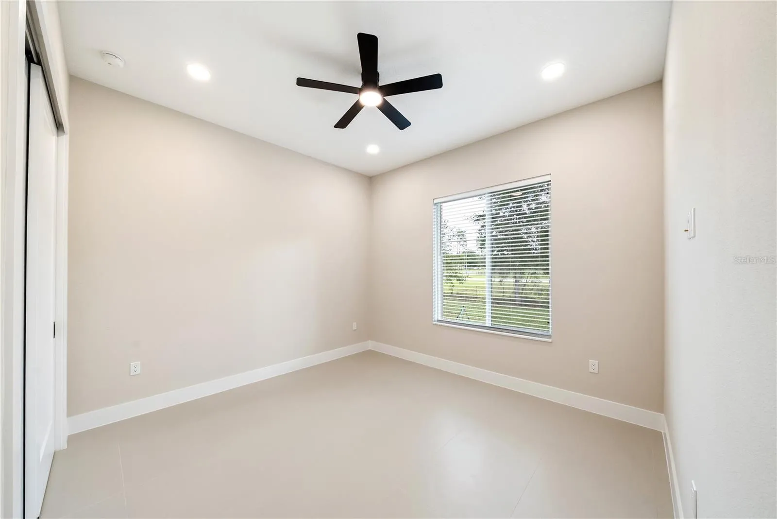 Spacious, light-filled bedroom