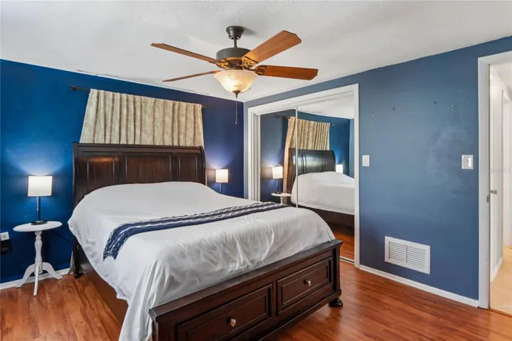 Bedroom #1