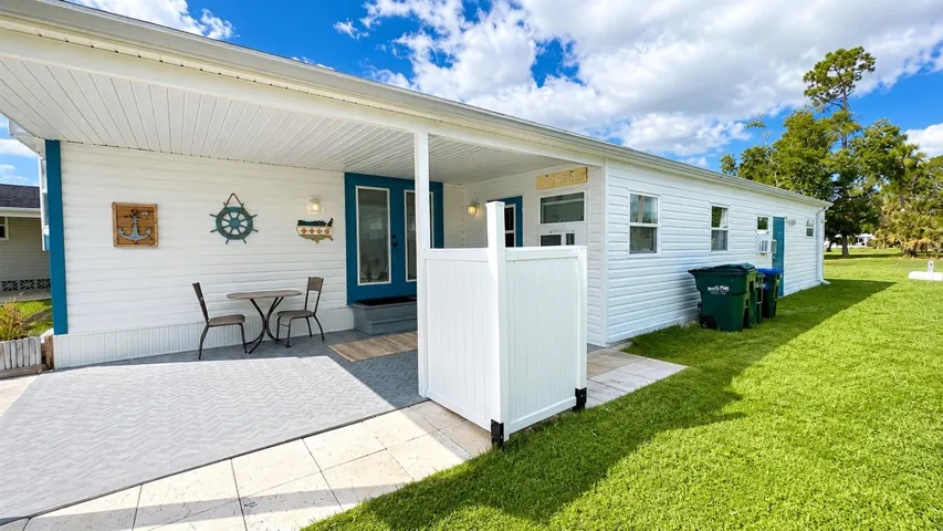 Carport/Side of home