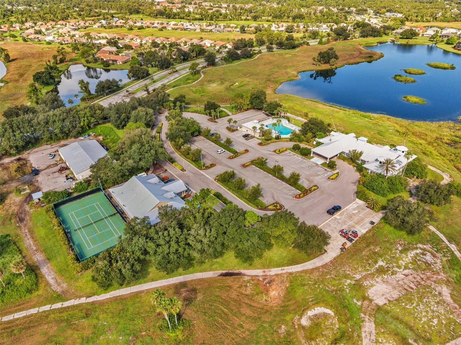 community pickleball court