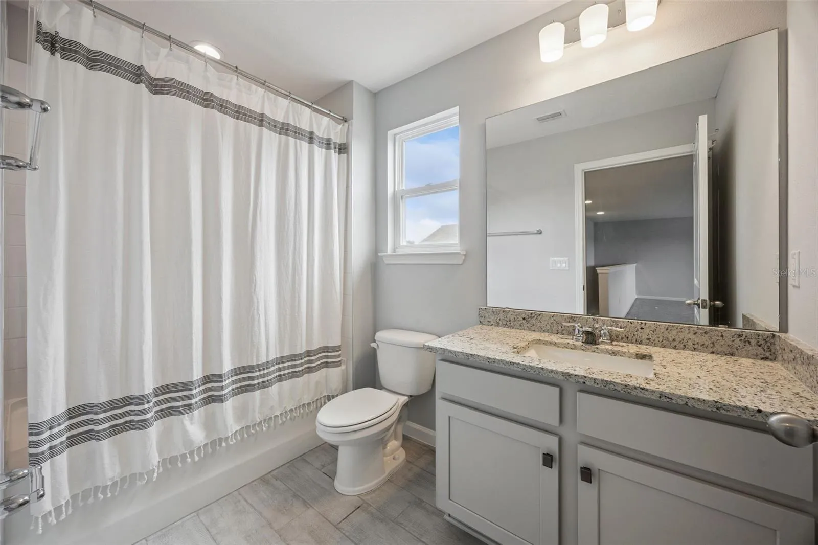 Bathroom 4