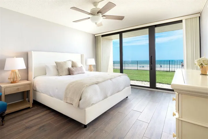 Wake up to the waves!