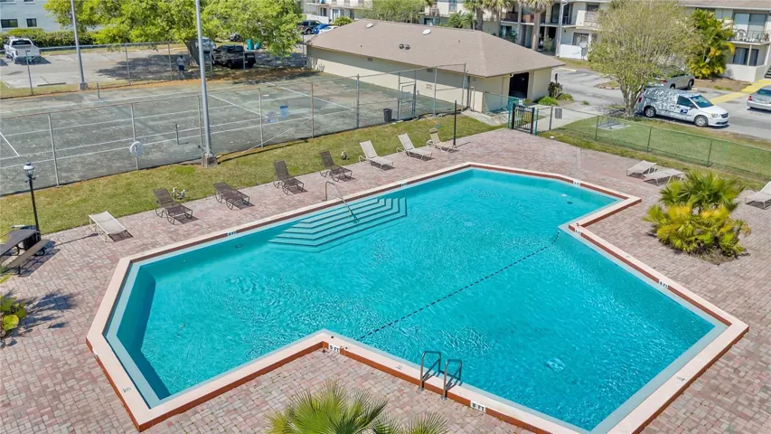 Pool (2)