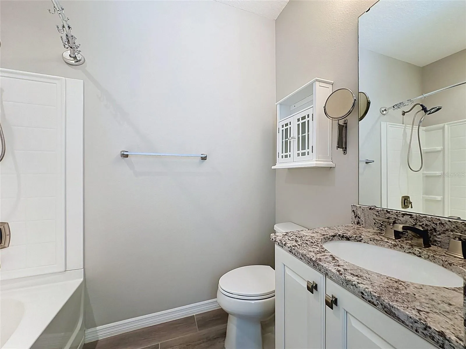 GUEST BATH