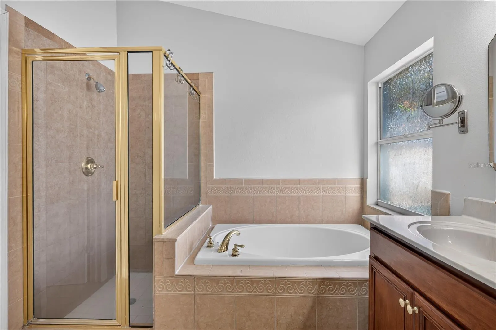 Primary Bedroom Bathroom