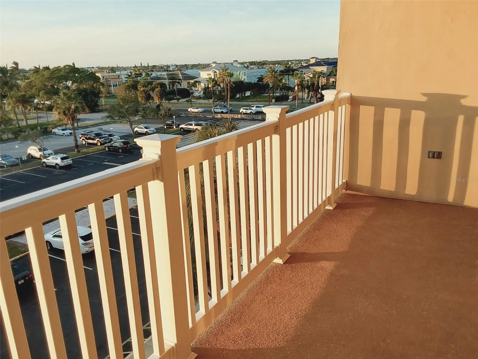 Large Balcony