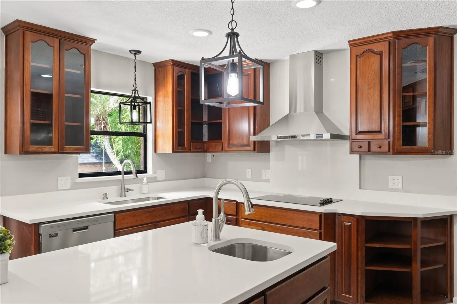 Brand New Quartz Countertops and Lighting