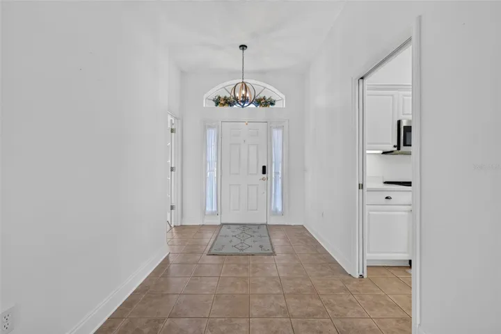 Very Wide Foyer