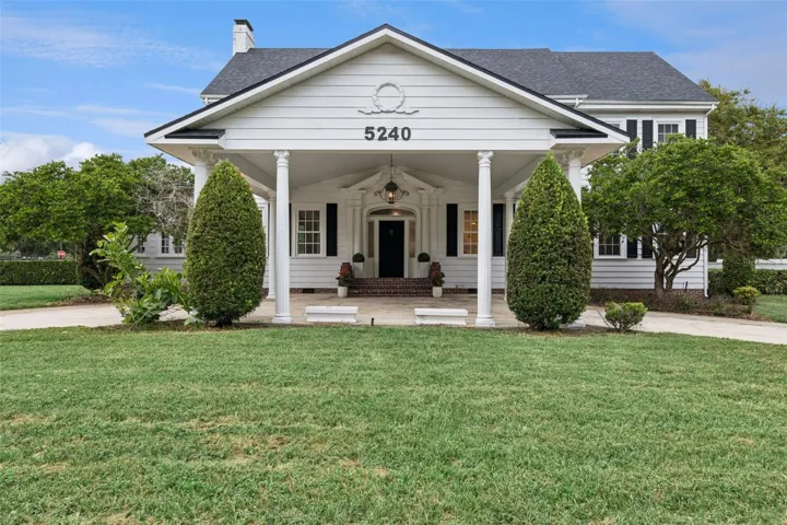 Exterior, Front