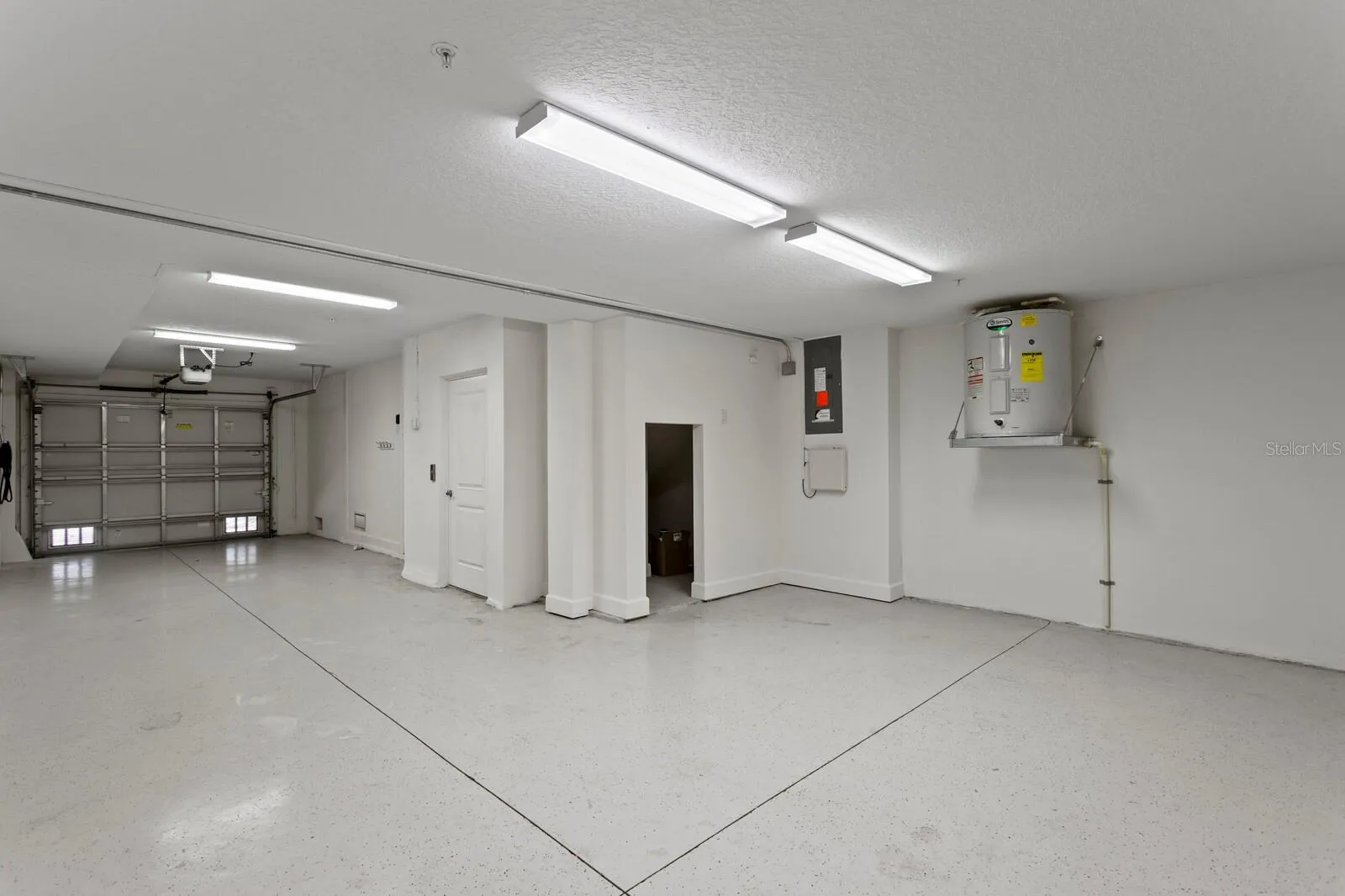 2+ vehicle garage