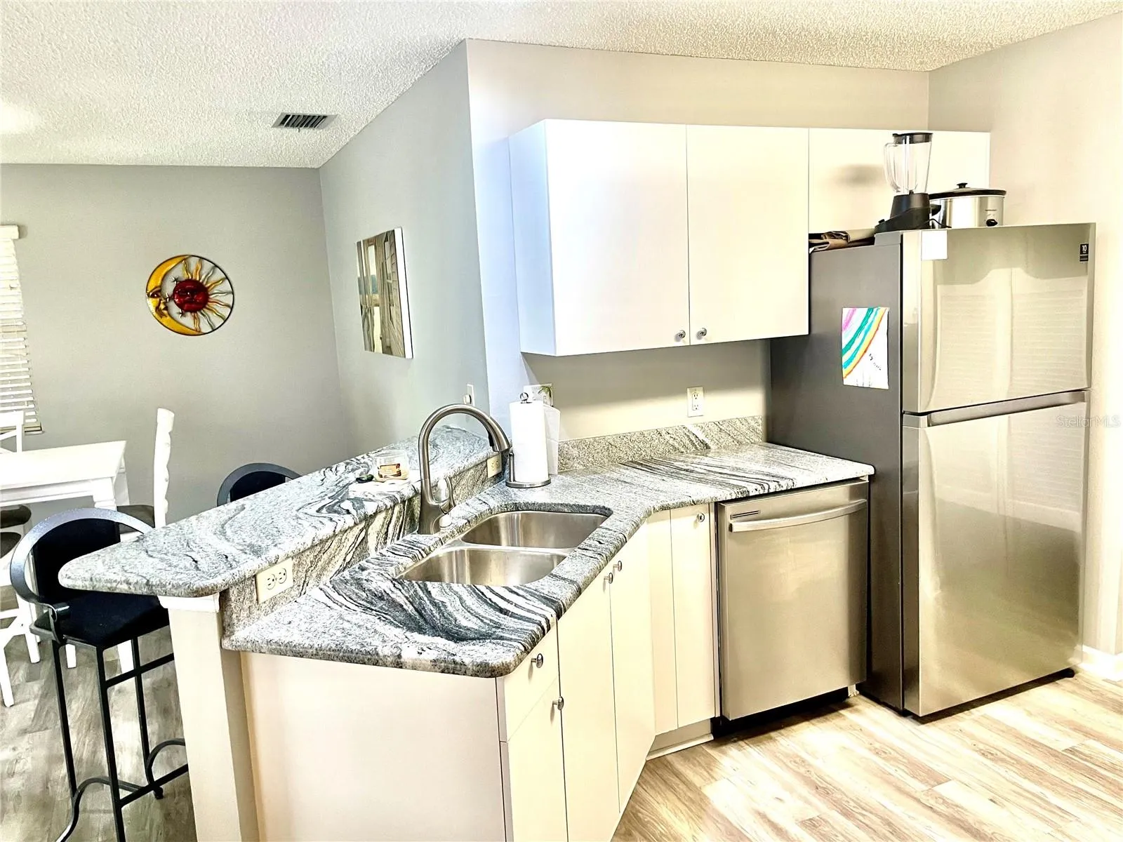 Gorgeous Granite Countertops!