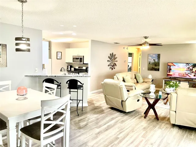 Open Floor Plan!