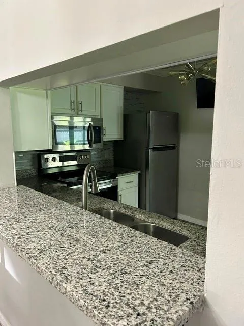 Breakfast bar