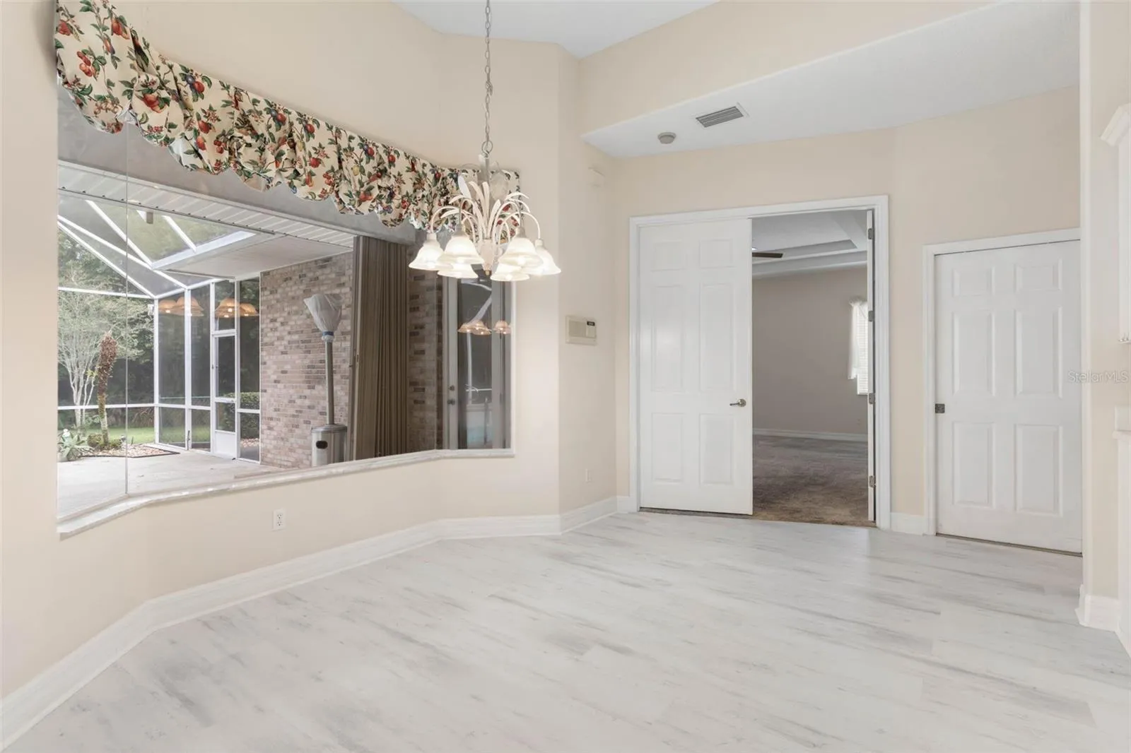 Breakfast Room