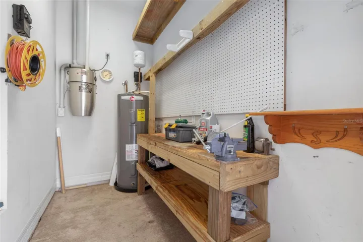 Workshop in Garage