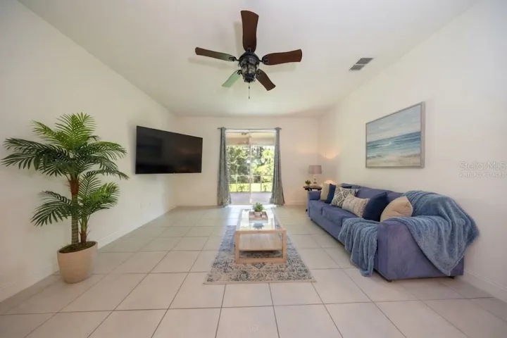 VIRTUALLY STAGED LIVING ROOM