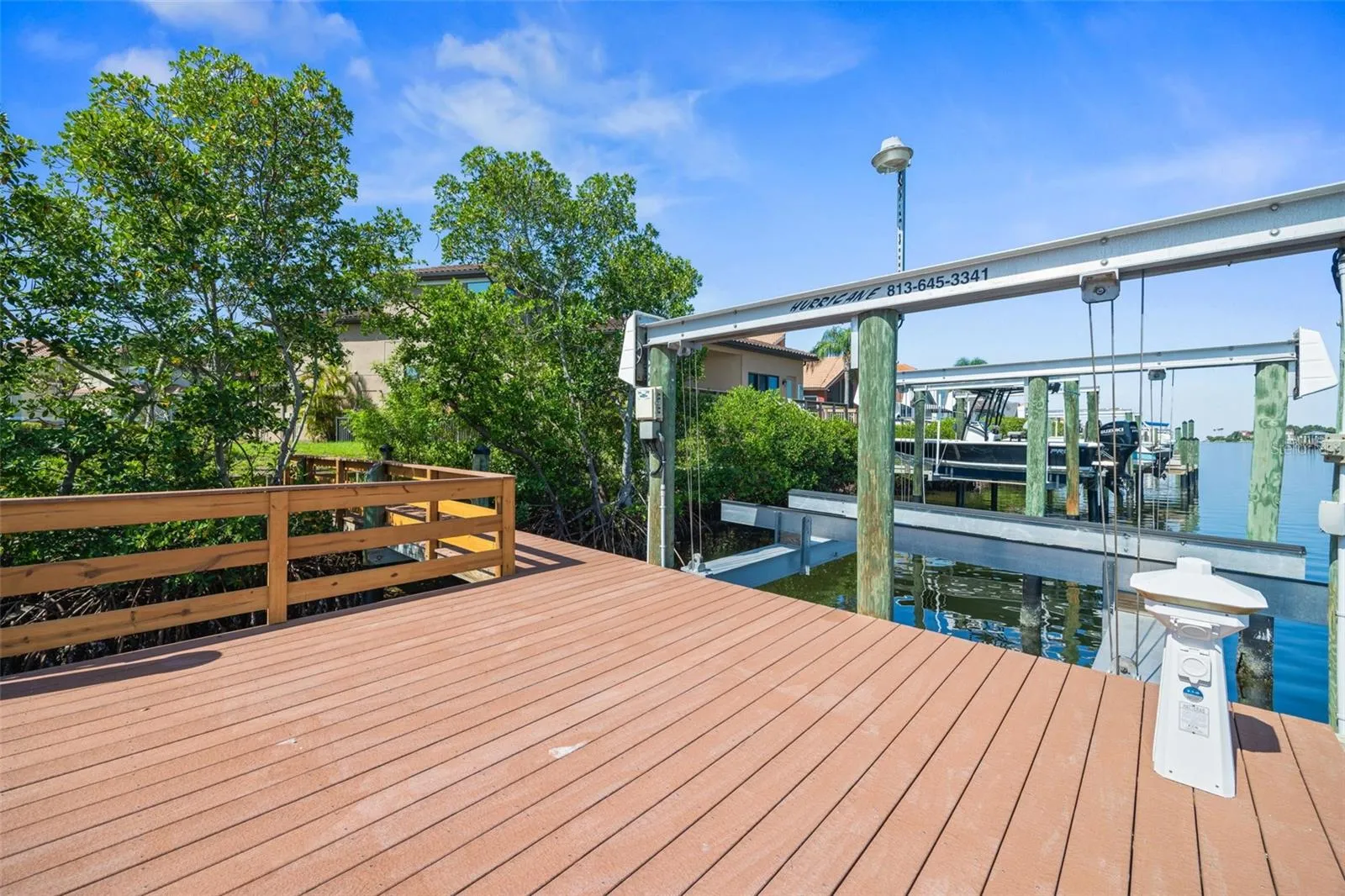Dock and Lift