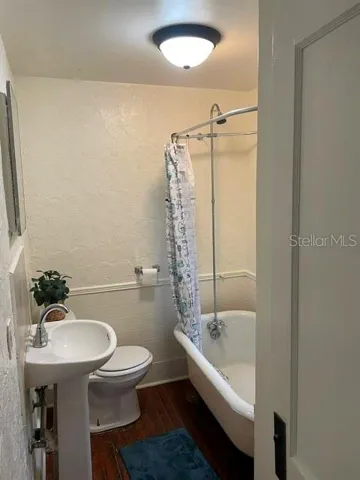 1170