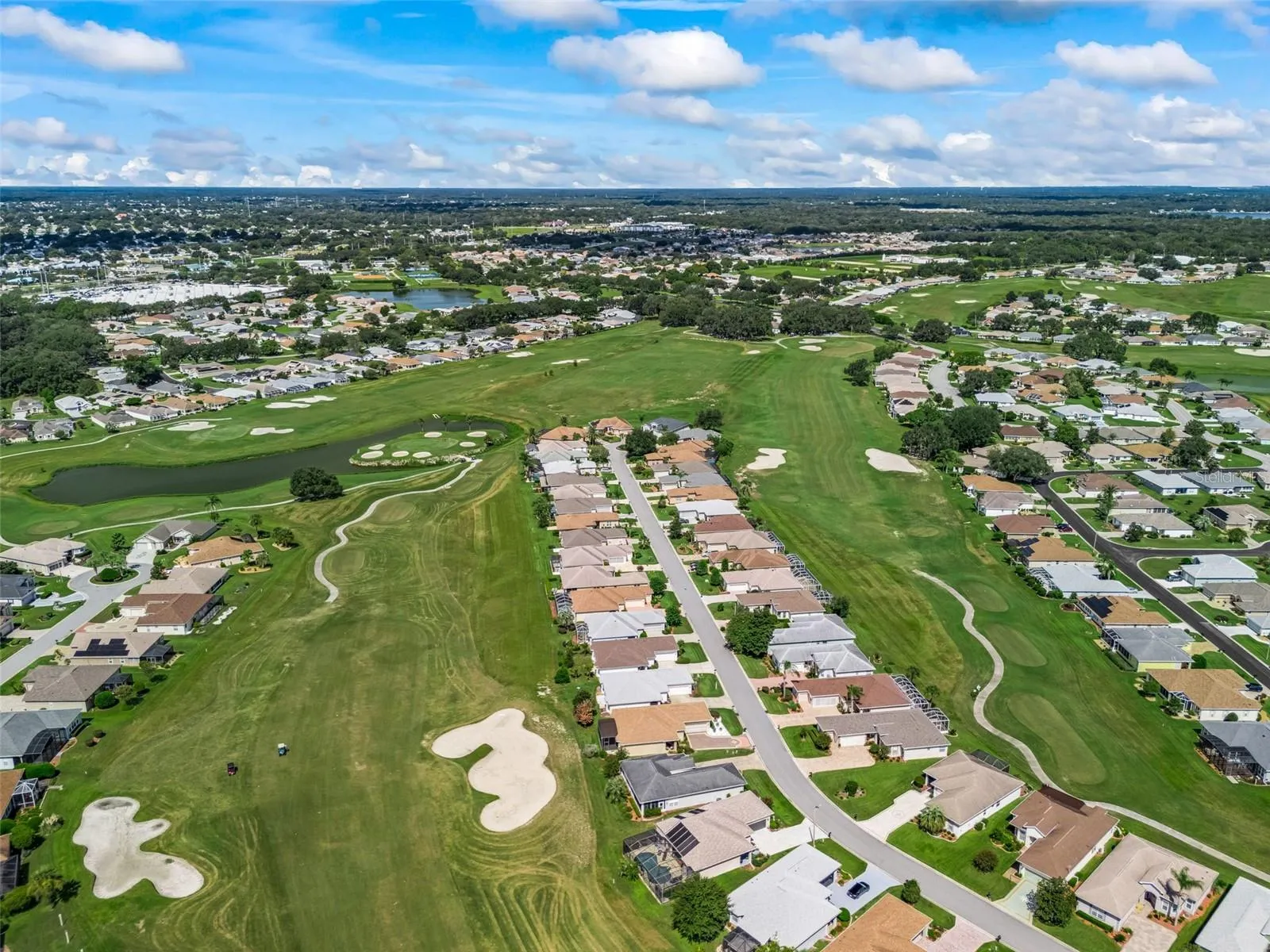 Private community w/over 80 clubs to join!