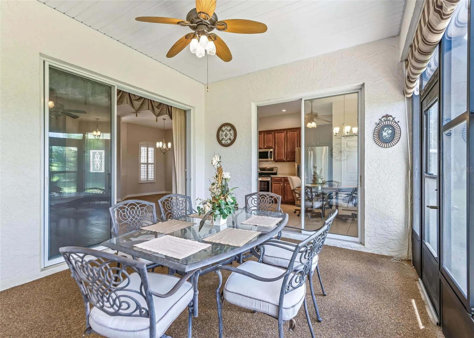 Enclosed Lanai w/access to Living area & Kitchen