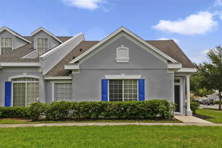 Beautifully maintained and MOVE-IN READY, this 3-Bedroom, 2-Bath END-UNIT townhome provides comfortable one-story living in the sought-after Island Walk GATED COMMUNITY.