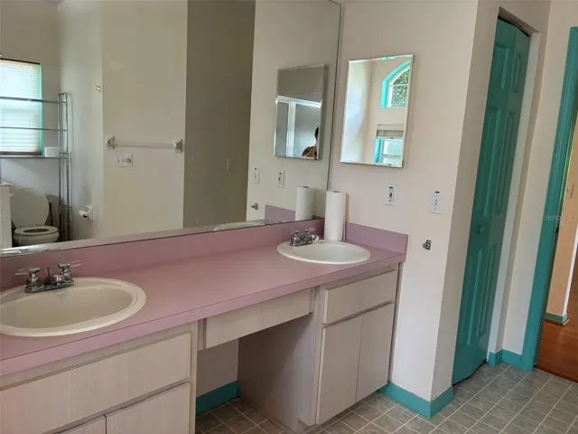 1170