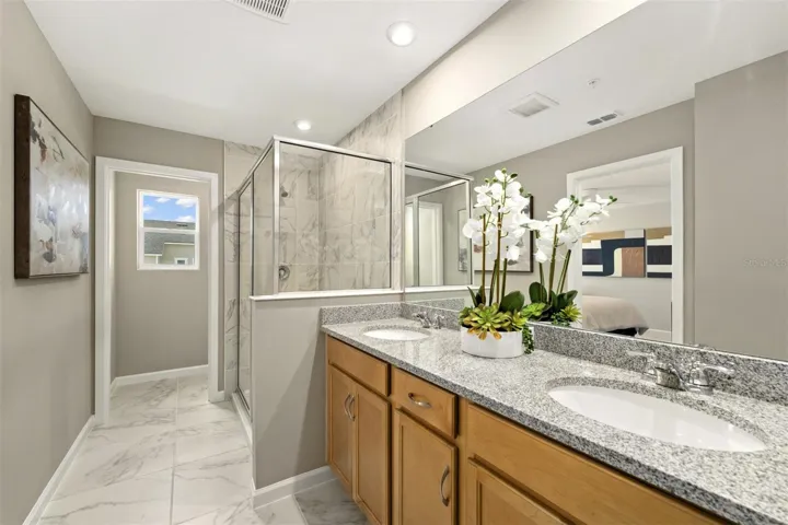 Meridian Parks Aurora Model Primary Bathroom