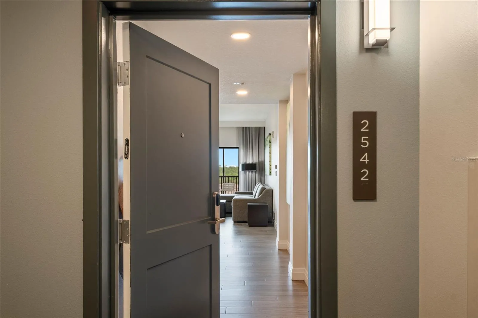 Private Corner Unit
