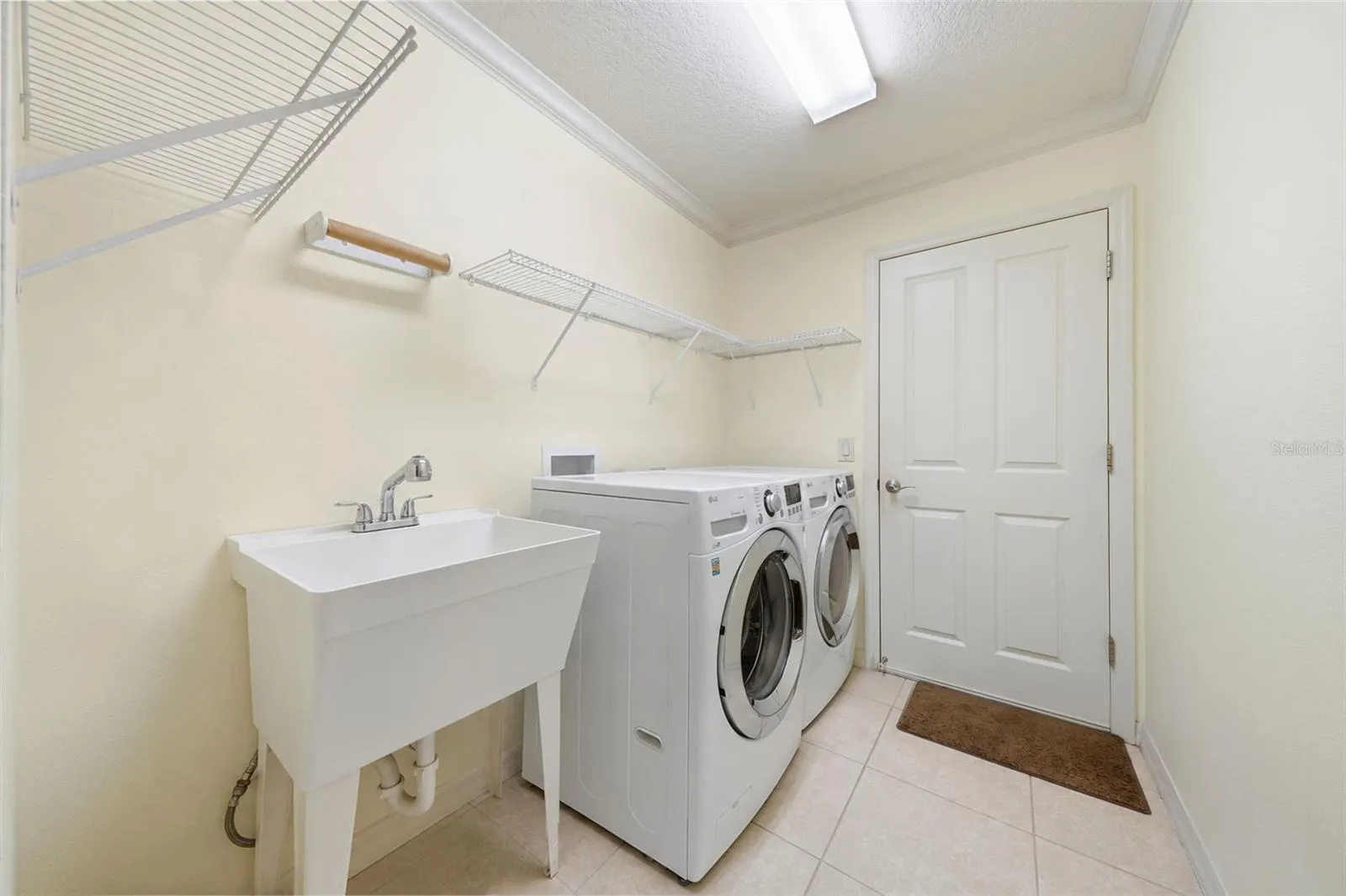 washer, dryer,utility sink