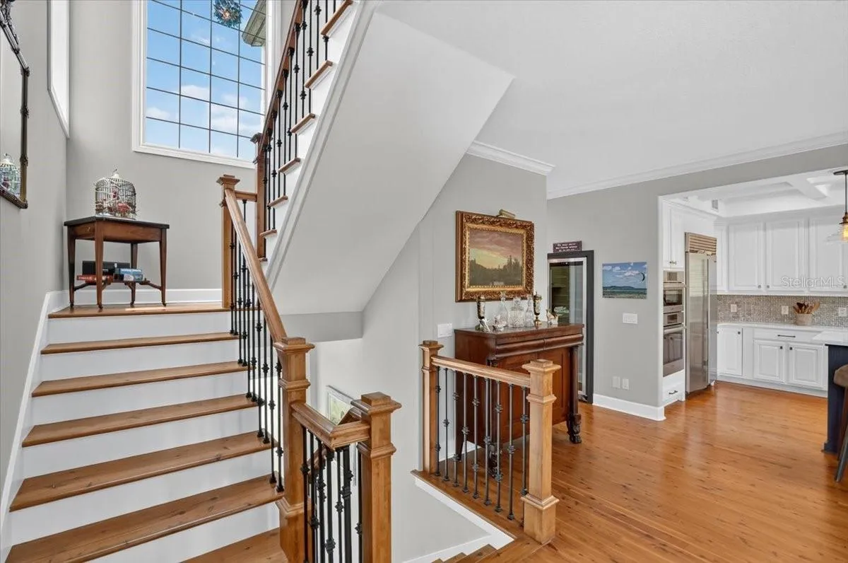 6330 Laguna Dr, Longboat Key, FL 34228