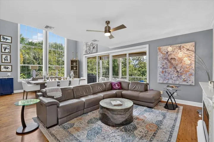 6330 Laguna Dr, Longboat Key, FL 34228