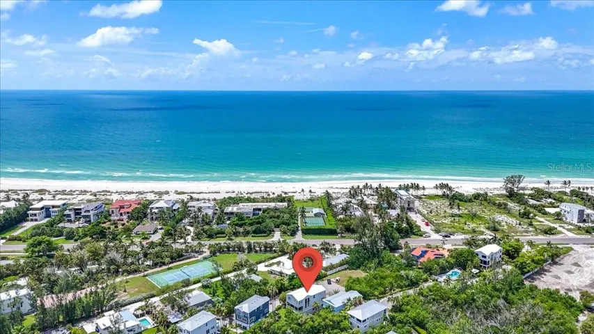 6330 Laguna Dr, Longboat Key, FL 34228