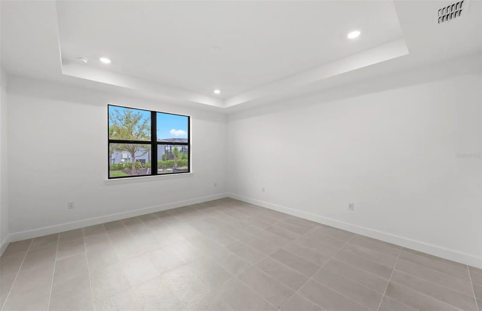 Mystique floorplan, homes may vary.