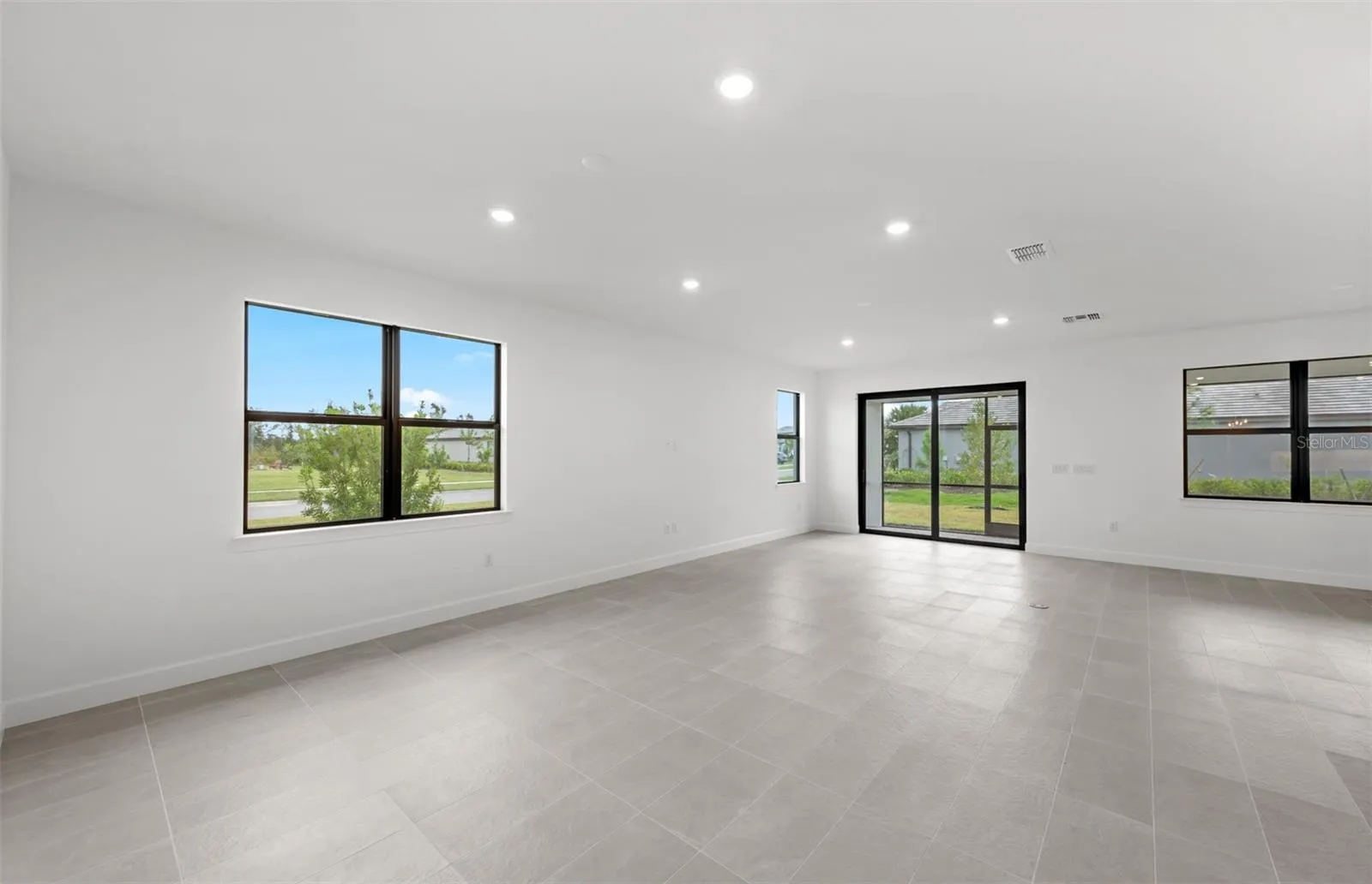 Mystique floorplan, homes may vary.