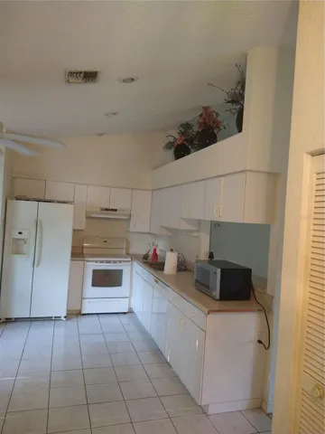 Kitchen- vacant prior to tenants