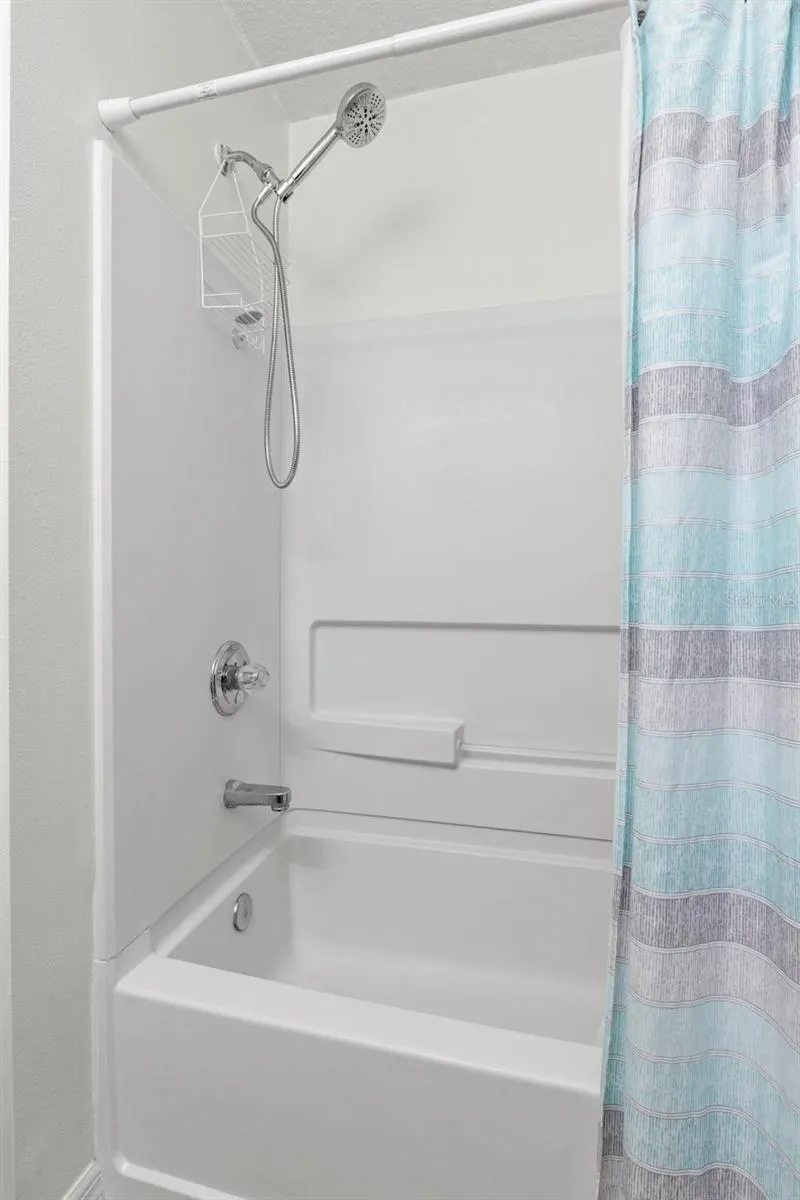 Second bedroom ensuite bath