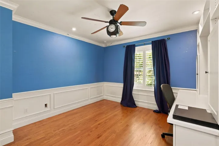 Additional Upstairs Bedroom / Office