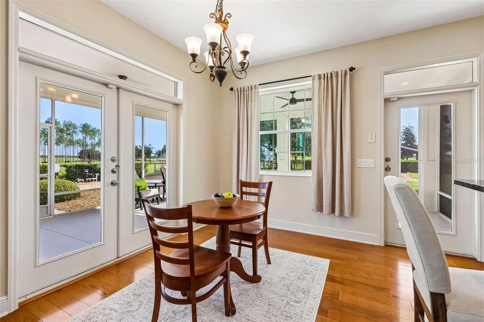 Breakfast Nook