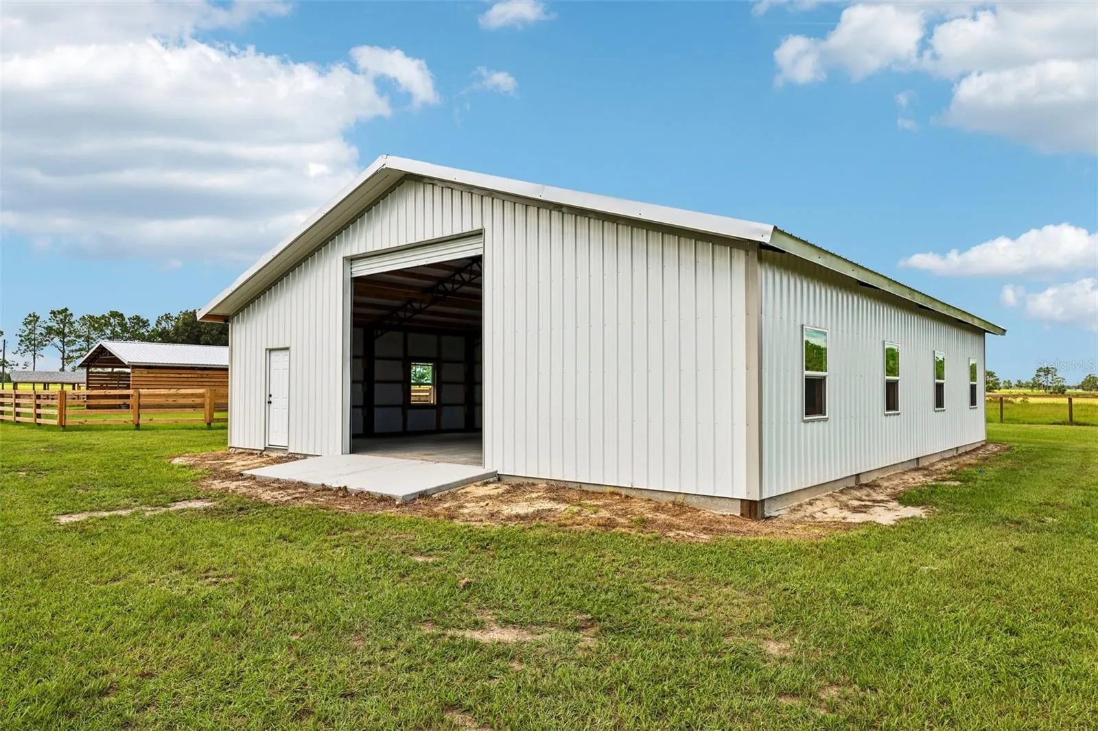 40x48 Metal Equipment Barn