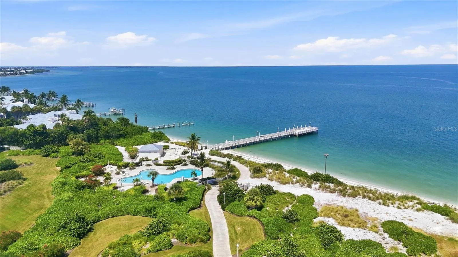 Bayside Pool with Fishing Pier