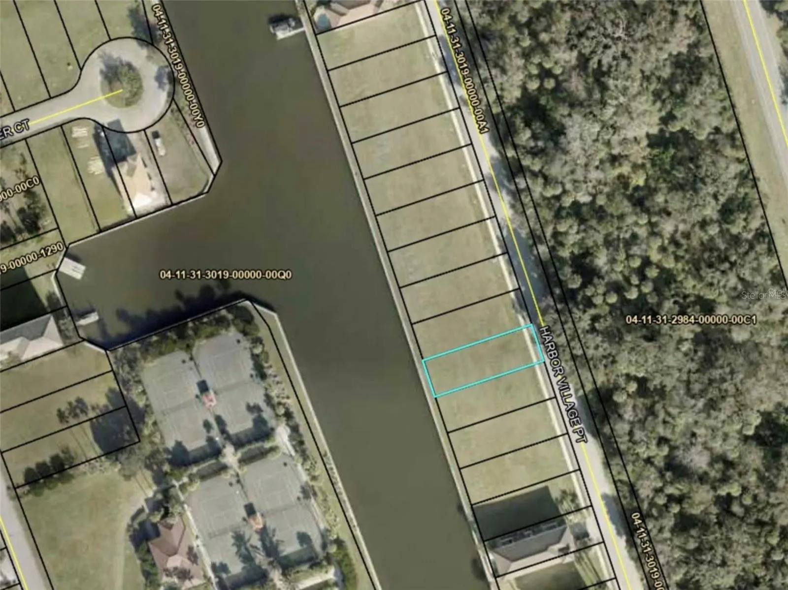 SUBJECT HOMESITE – WATERFRONT/CANAL LOCATION