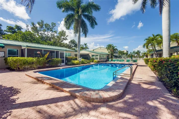 Community pool
