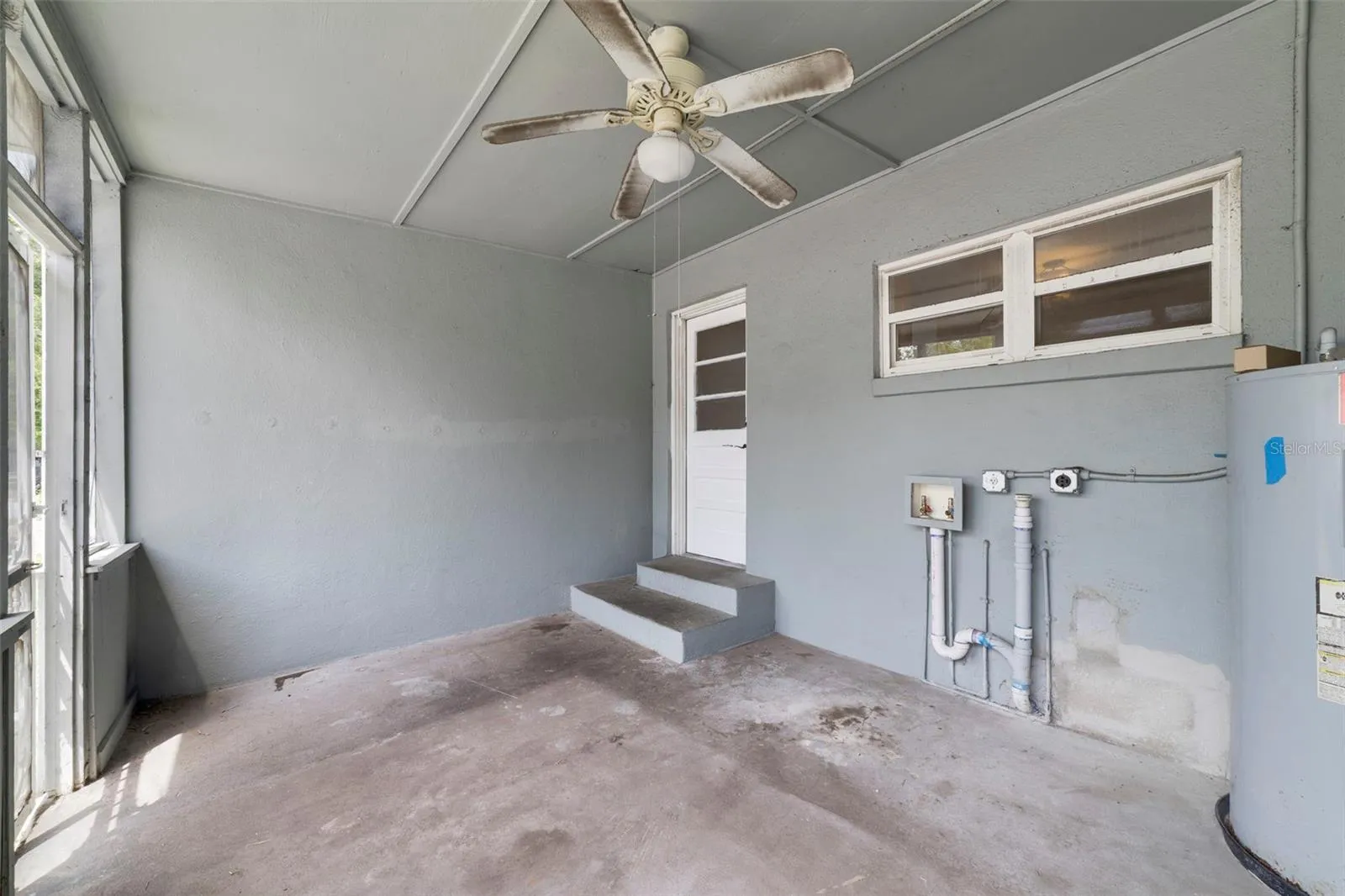 Unit 526 - Screened Lanai.