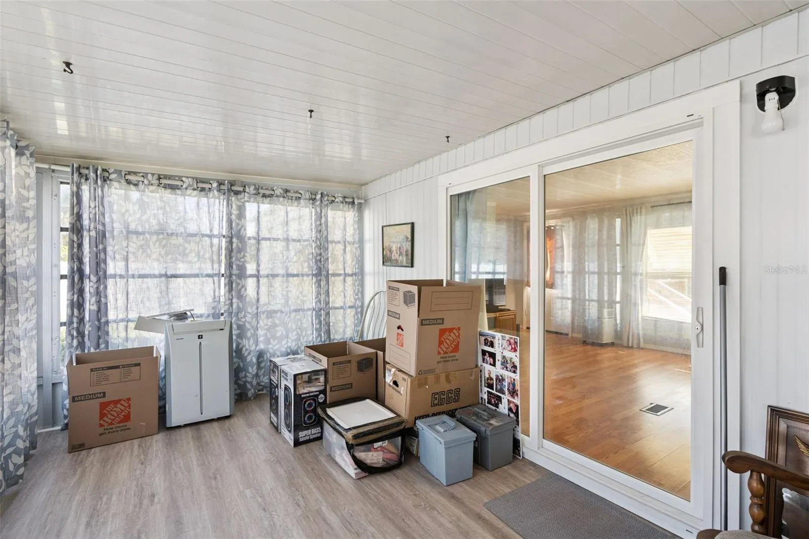 ENCLOSED FLORIDA ROOM