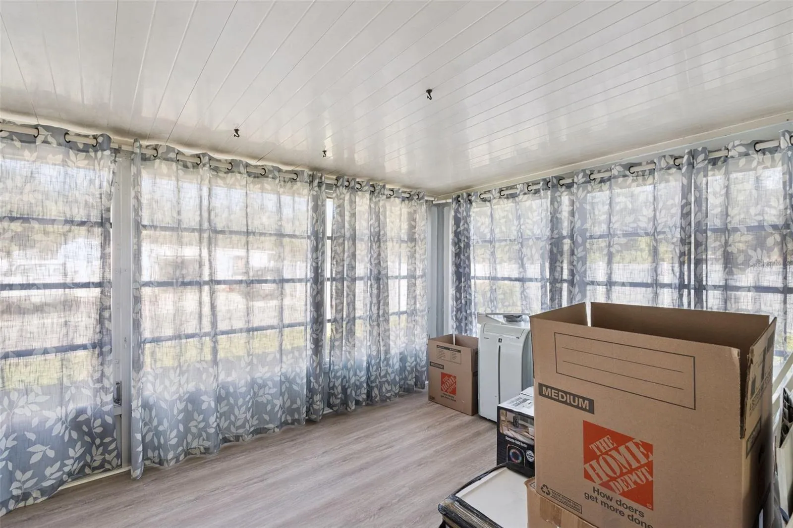 ENCLOSED FLORIDA ROOM