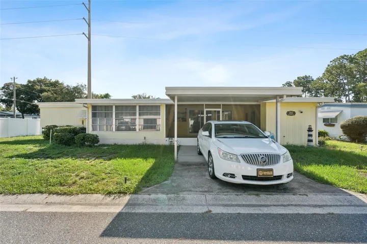 WELCOME TO 20 HAWAIIAN WAY