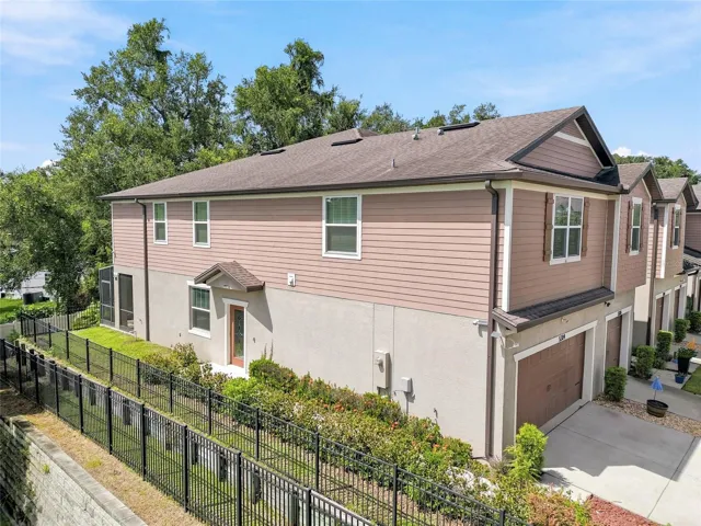 Corner Unit - Partial Fenced - SO MUCH PRIVACY