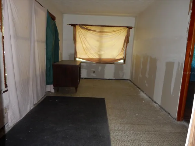 Den